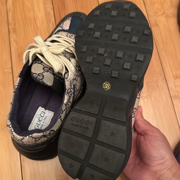 Gucci shoes - Picture 4 of 4